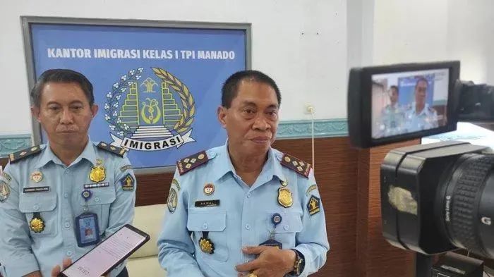 办理签证被旅行社欺诈,中国母亲和孩子护照被卷走还要被驱逐出境！