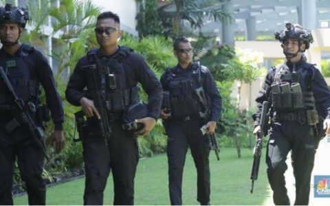印尼军方与警方为G20峰会保驾护航