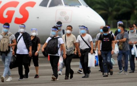 中国工人该被监控且被印尼工人强制取代？