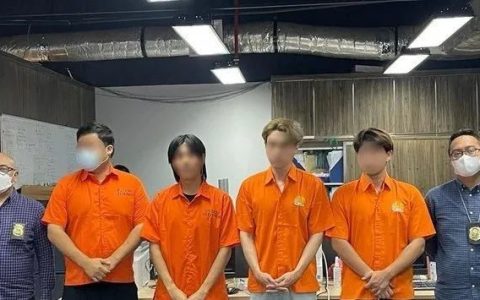 外国人滥用签证在商场被移民局当场逮捕