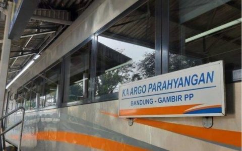 雅万高铁还是原有列车，你站哪一队？