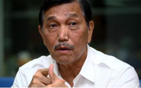 卢胡特部长大赞中国为印尼带来先进技术以及就业机会