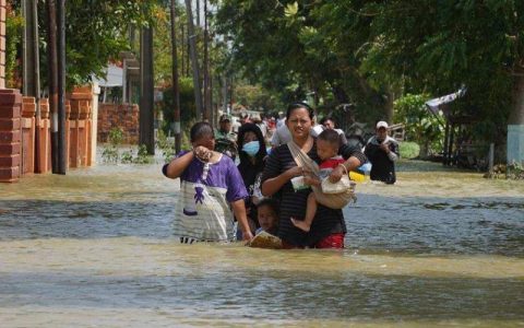 专家称印尼多地区可能发生大洪水 公众需保持警惕