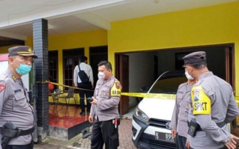 印尼一17岁少年下毒杀害亲生父母和姐姐