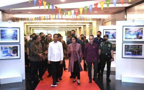 佐科呼吁民众对未来保持乐观