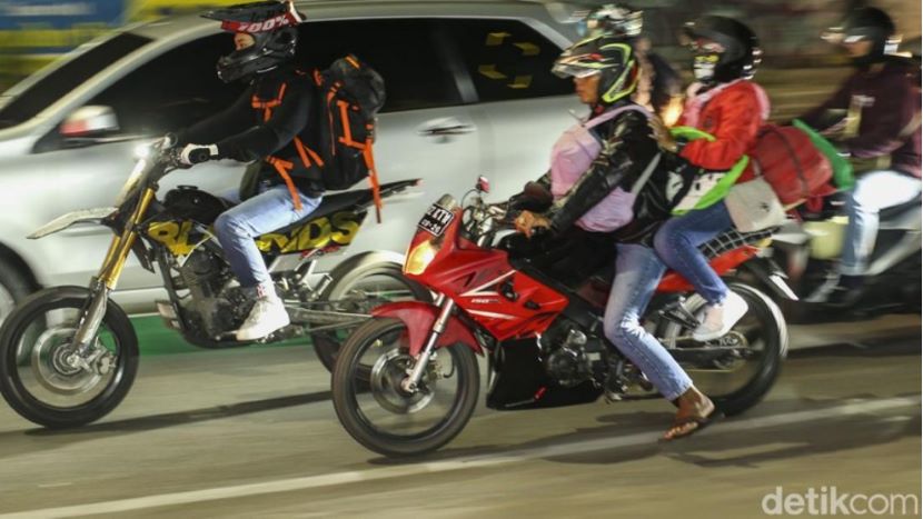 开斋节即将来临，印尼上演“春运大堵车”