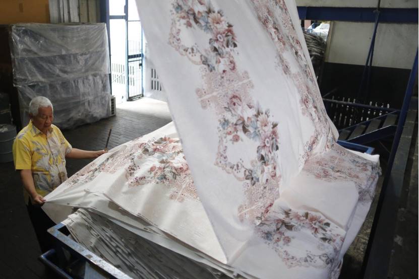 进口商品泛滥致印尼国内纺织产业挣扎求存