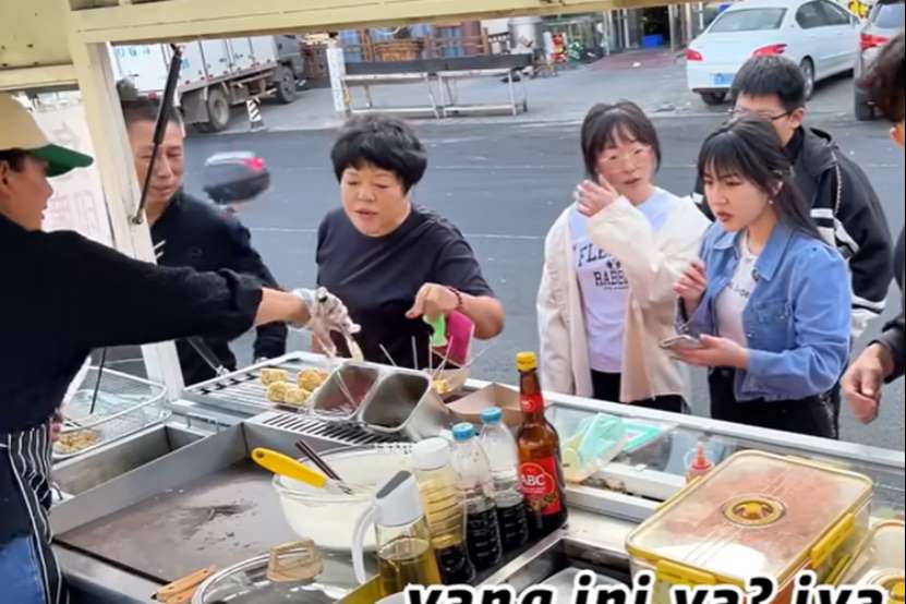 印尼网红Shanty在中国推销家乡美食红遍两国