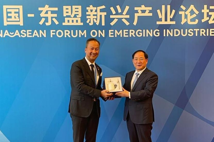 中印将加强工业4.0、电动汽车和生物勘探等产业合作