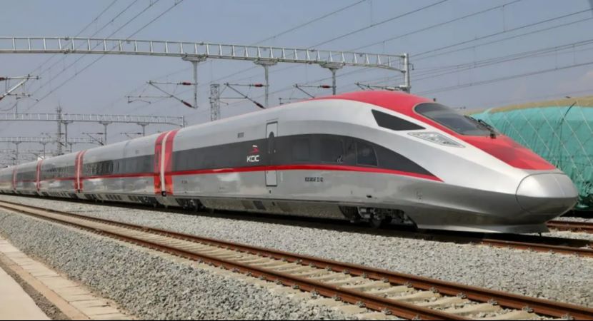 印尼政府三个月后再决定雅万高铁是否延伸到泗水