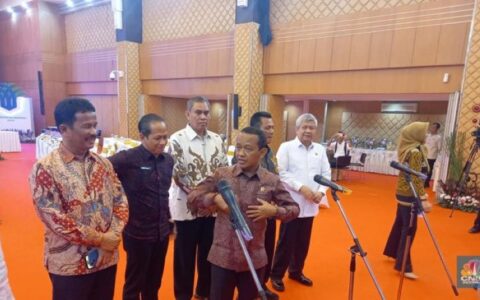 中资玻璃巨头在印尼发展石英砂生态系统