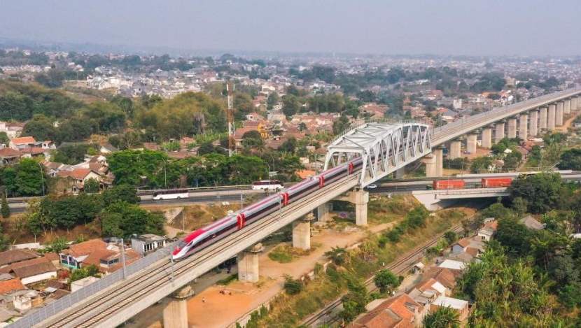 掌柜说: 10月2日佐科见证雅万高铁开通