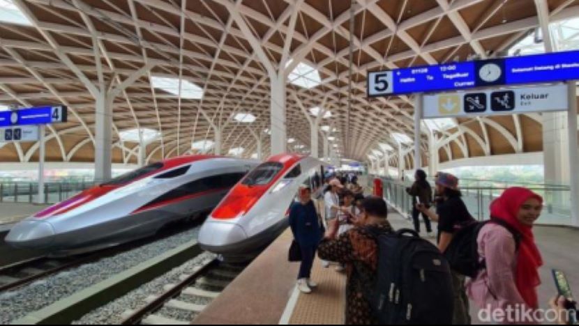 印尼民众搭乘雅万高铁的亲身体验