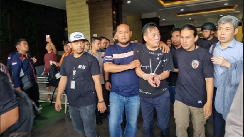 移民官与外国人夜店狂嗨后从十九楼被扔下