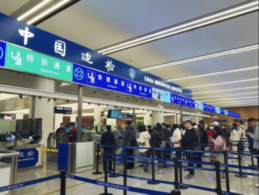 便利外籍人员来华的五项新措施正式施行