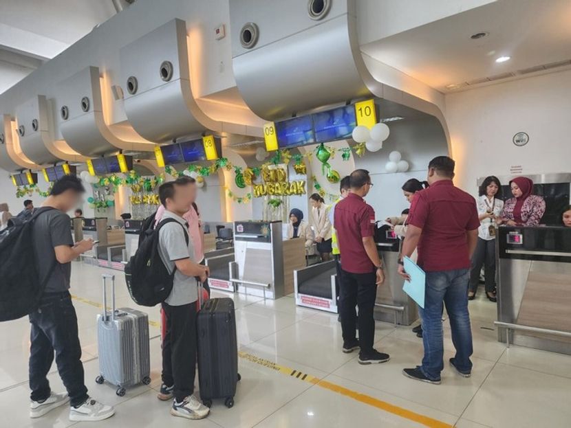 三名中国同胞开斋节假期被驱逐出境