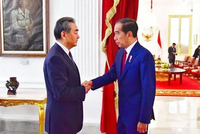 佐科与王毅会谈：深化印中经贸及高铁合作