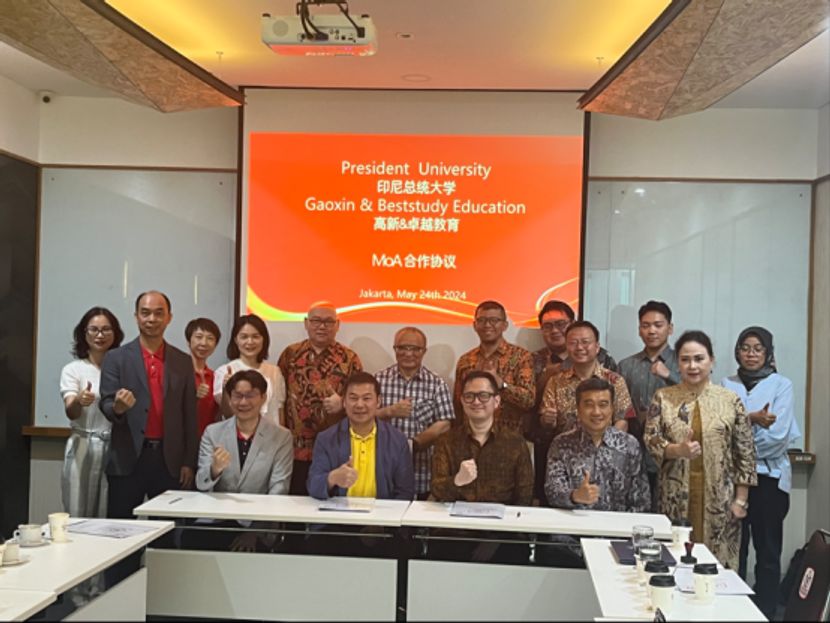 中印校企合作培养双语人才