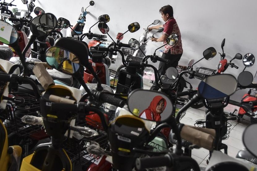 印尼补贴电动摩托车的完整型号与价格清单