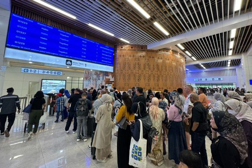 雅万高铁打破运营以来的单日客流记录