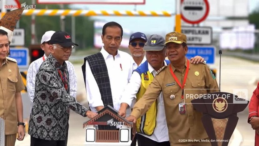 佐科希望跨苏门答腊收费公路达到1100公里