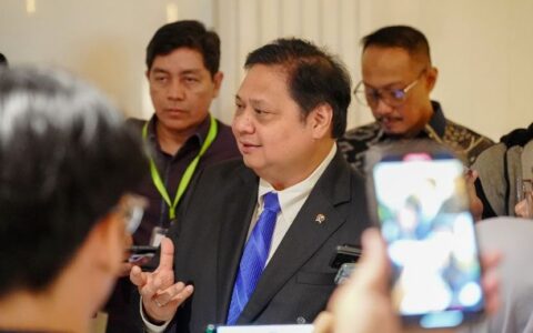 印尼第一家环保电动汽车电池工厂投产