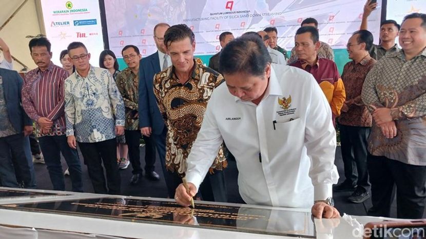 巴淡岛八家绿色可再生能源企业开业