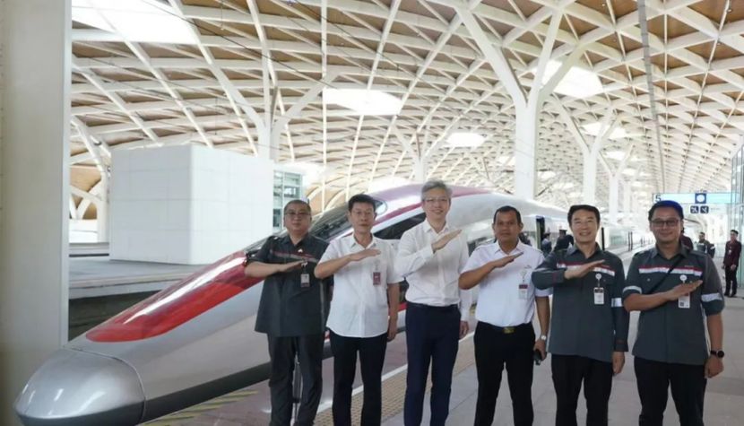 中国驻印尼大使在雅万高铁考察调研