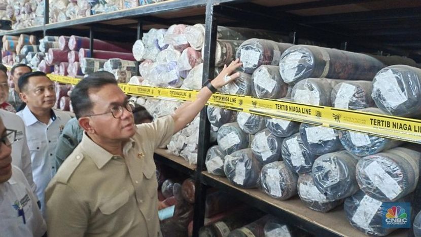 印尼贸易部查获中国非法进口布料价值九百亿盾