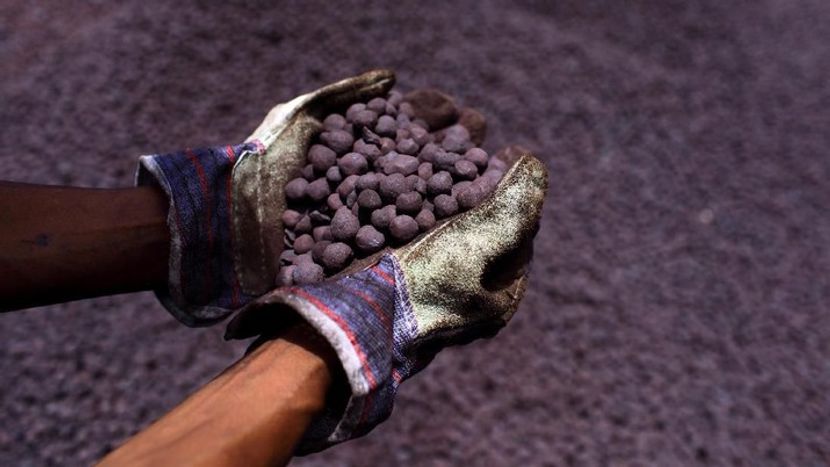 镍储量优势助力印尼电动汽车电池生态强势崛起