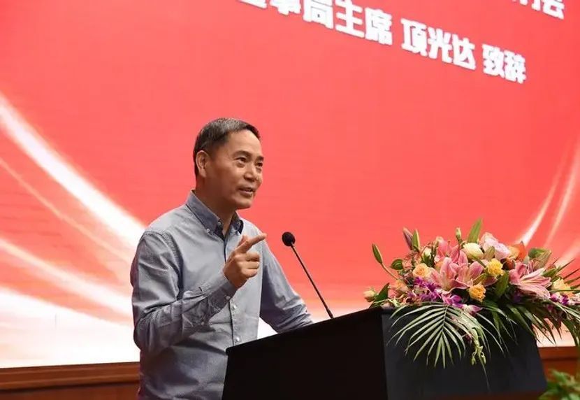 印尼造就世界“镍王”项光达