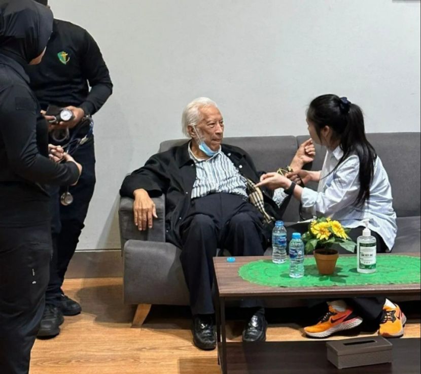 印尼国际通缉犯熊德龙因债务破产被捕