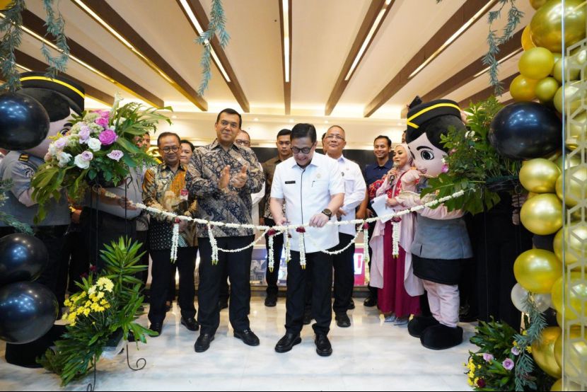 勿加泗商场设立移民服务办公室