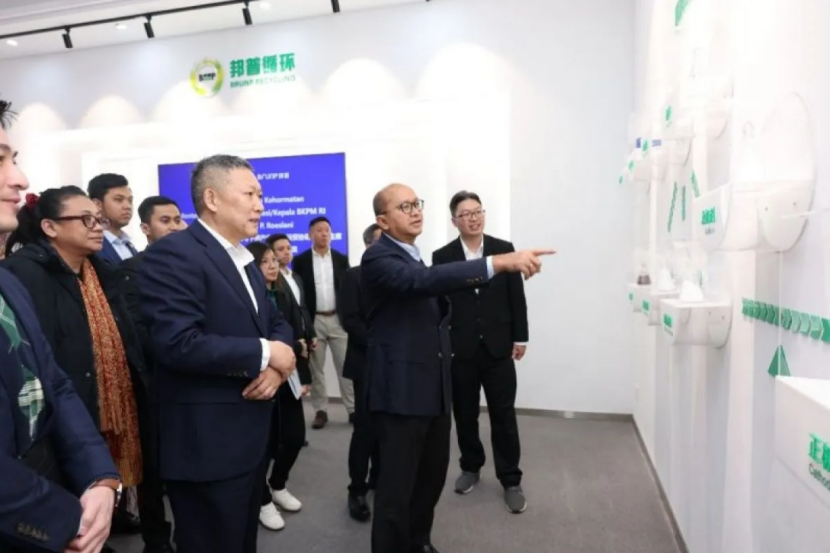 投资部长与中国三大电动车相关企业会面