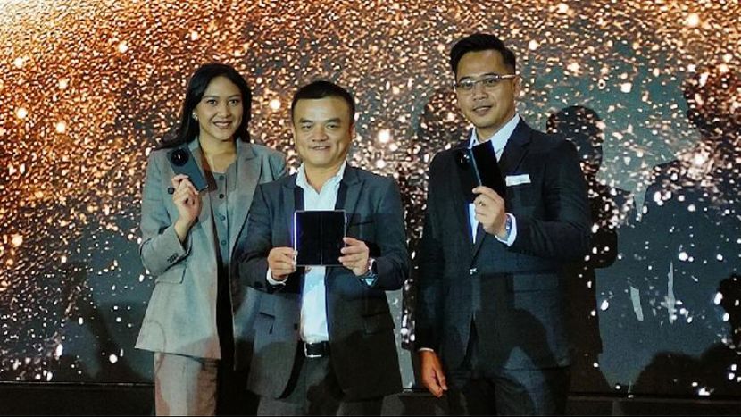 华为正式在印尼推出折叠屏手机