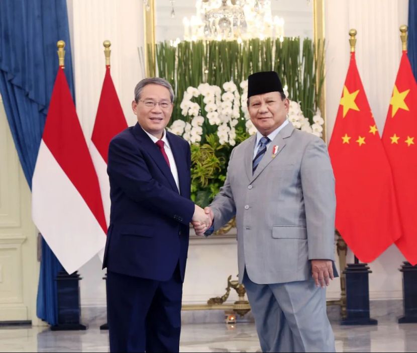 印尼普拉博沃总统同中国总理会谈