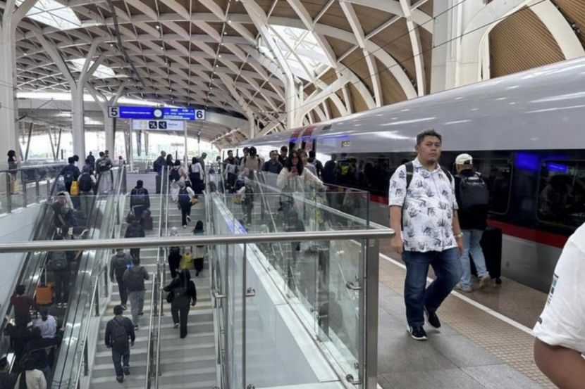 雅万高铁卡拉旺站累计旅客数超8.8万