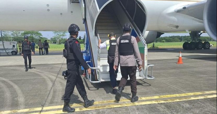 近五百人航班竟被威胁在雅加达炸毁