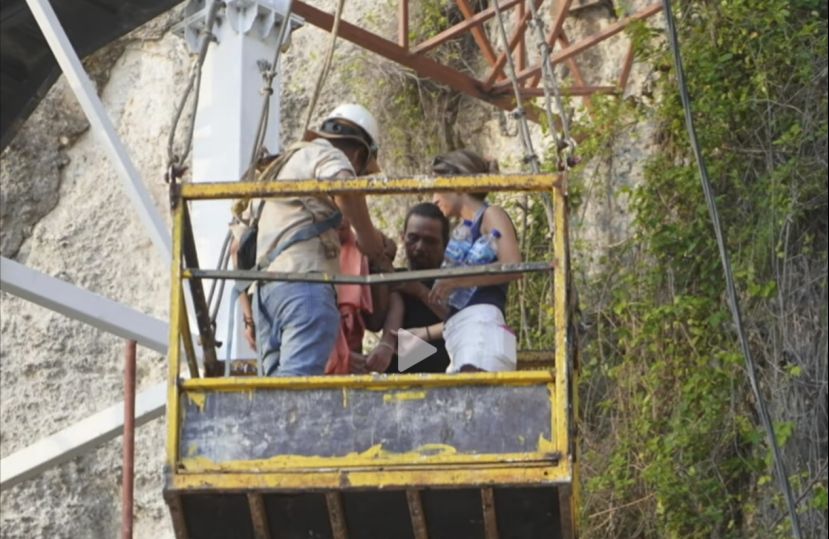 中国施工队成功救援巴厘岛受伤游客