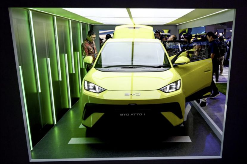 中国车企在印尼车展推出新车型