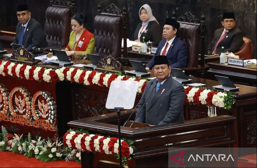 普拉博沃发表任内首次国情咨文