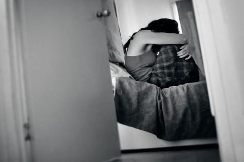 印尼一少女被性侵怀孕后竟被左邻右舍要求息事宁人