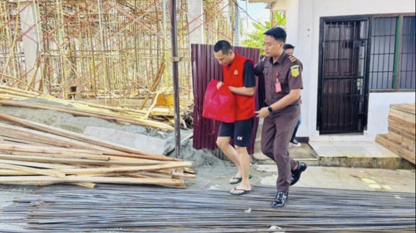 印尼某局警员竟在警局内强奸女嫌疑人