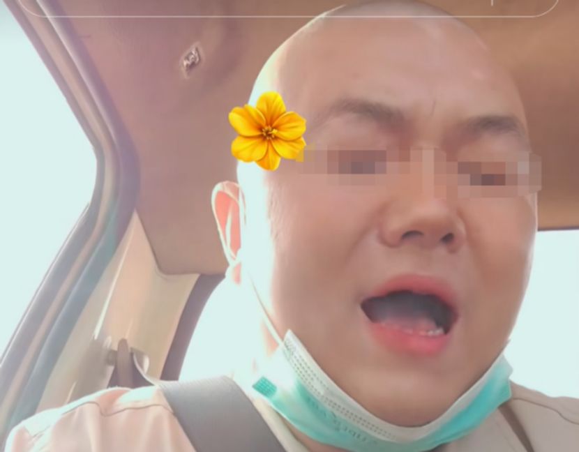 在印尼的中国工友用歌声征服当地网友获120万赞