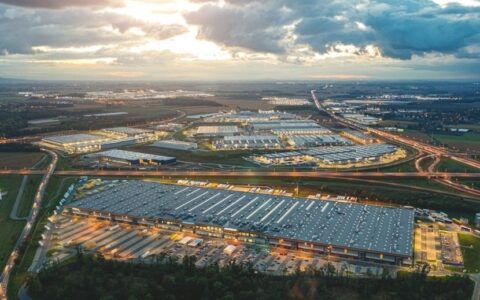 雅加达周边工业区土地短缺引发企业外迁潮