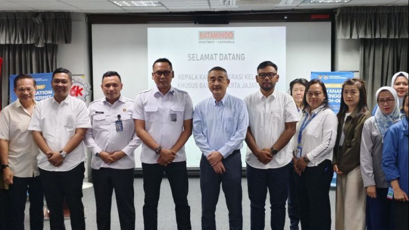 巴淡岛移民局为当地中国公民提供上门便民服务