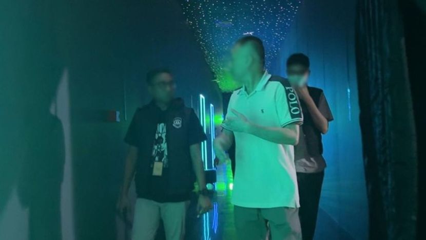 巴淡岛突击查夜店涉非法售酒问题三名中国人被调查