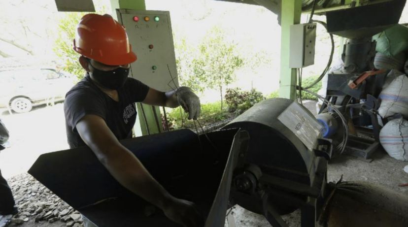 印尼计划在12城推行垃圾发电