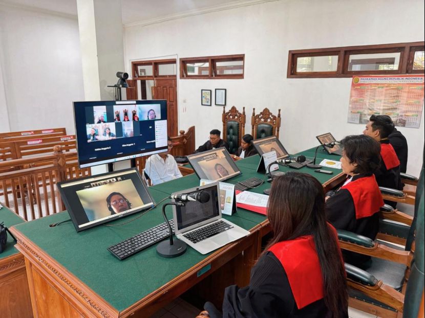 中国公民被指控为跨国偷渡团伙首脑