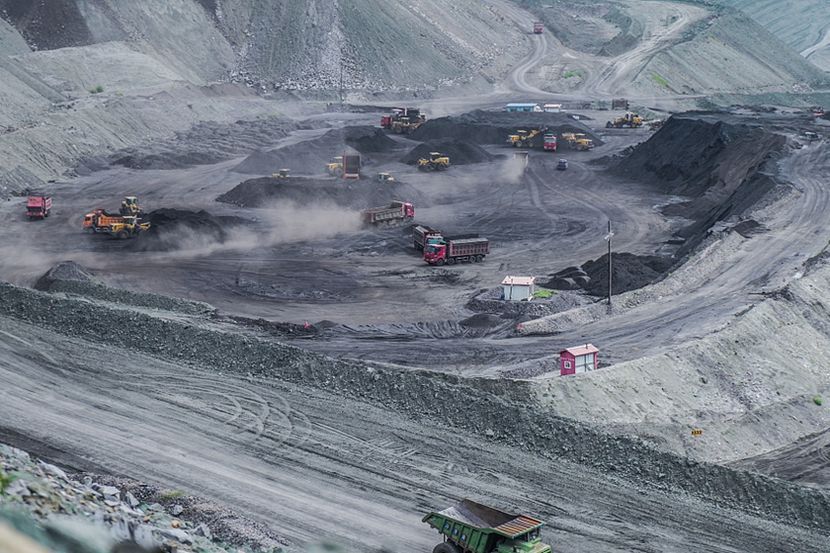 巴布亚省无证采矿案曝光，外籍工人涉违规务工